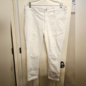 American eagle white super super stretch jegging jeans size 16